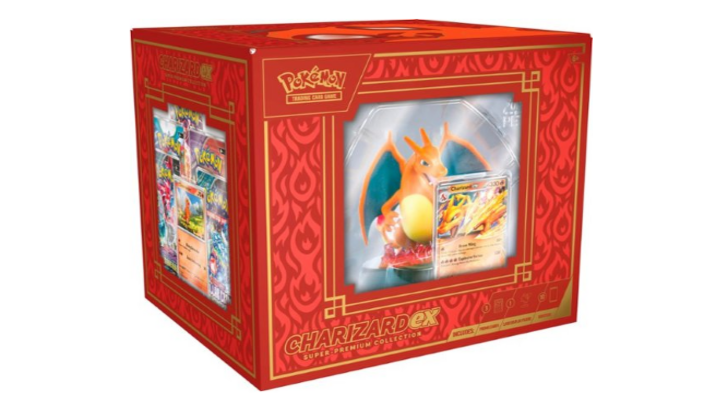用於展示您最喜歡的卡片的 Pokémon TCG 噴火龍雕像可供預訂